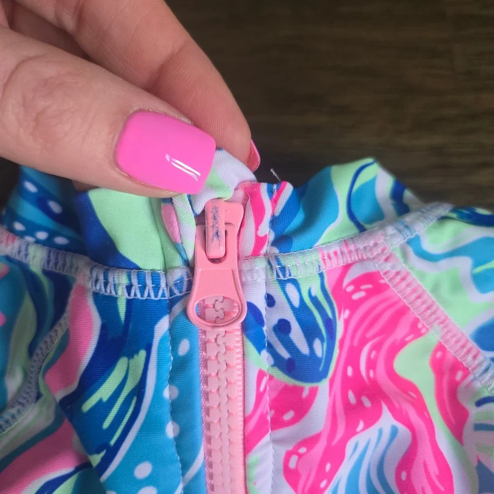 Tommy Bahama long sleeve